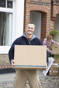 Professional packing and unpacking services in Battersea for a home move