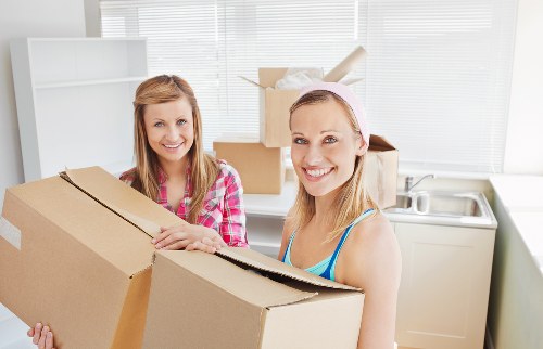 Reliable Battersea van hire for moving items